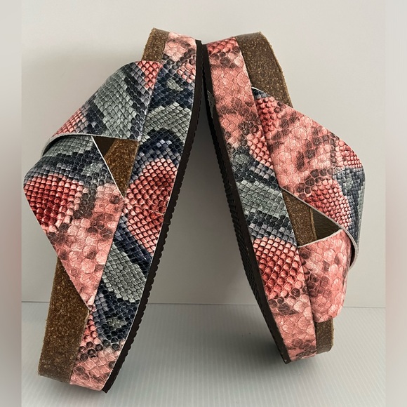 Free People Sidelines Flatform Candy Snake Sandals Size EU 39- NWOT - Picture 5 of 13